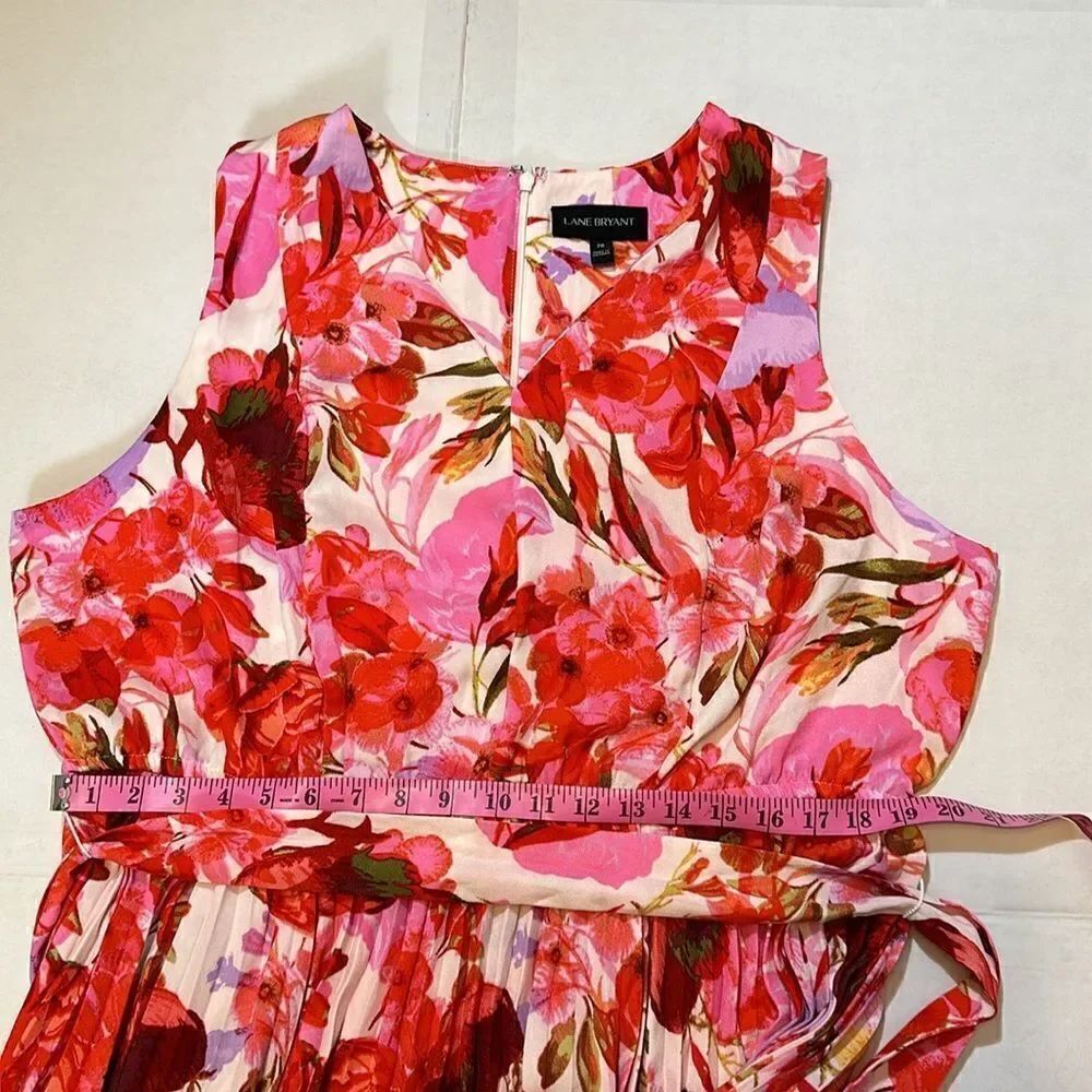 Lane Bryant women’s floral pleated V-neck fit and flare midi dress size 20 - Picture 12 of 12